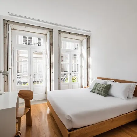 Avenida Viana Boutique 비아나도카스텔로