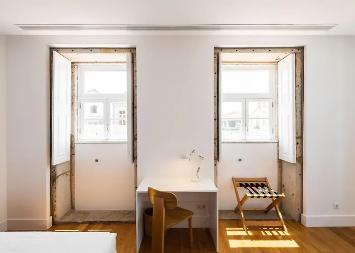 Pensión Avenida Viana Boutique 4*